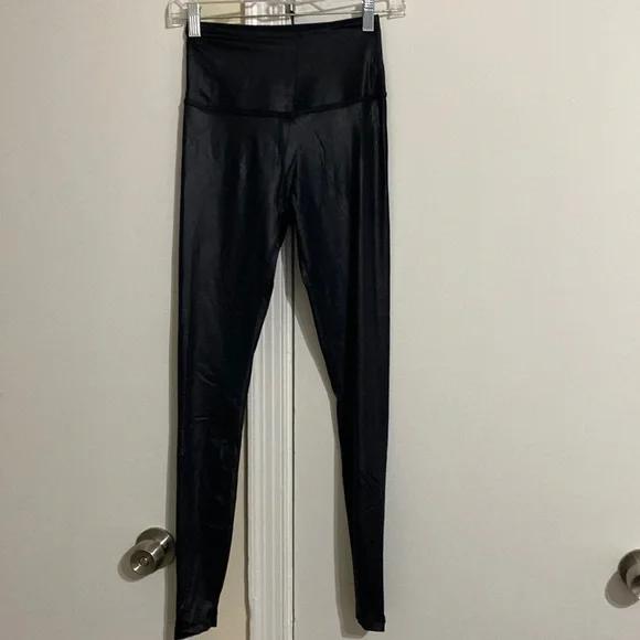 Beyond Yoga leggings - Picture 2 of 6